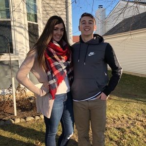 Meet your Posher, Marisa